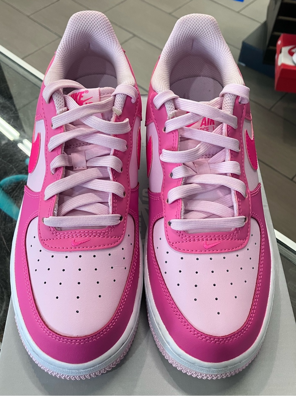 Women’s Nike Air Force 1 Low Pinksicle Pink Foam Size 8 - Picture 4 of 9